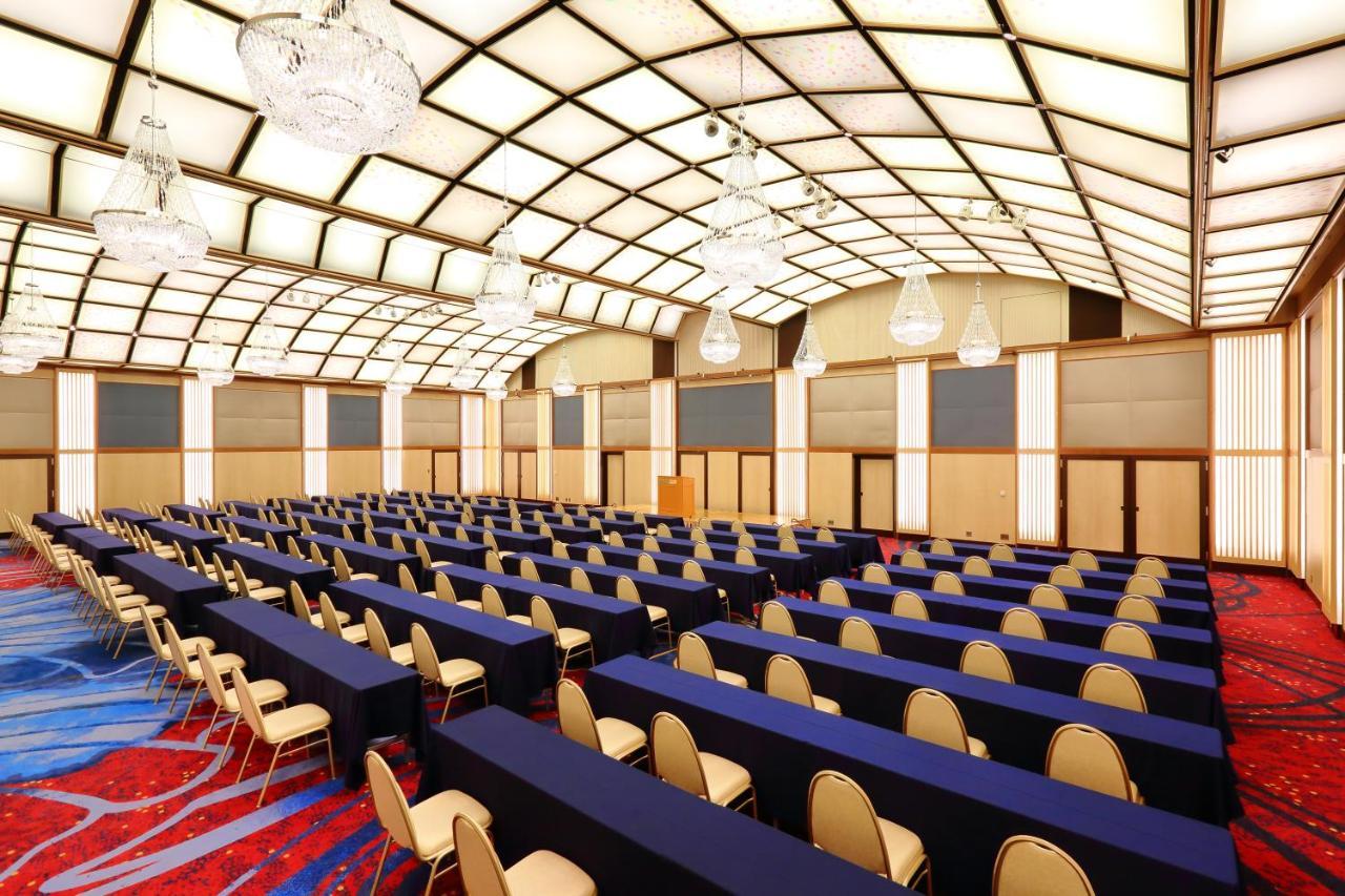 Hotel Tokyo Garden Palace Exterior foto
